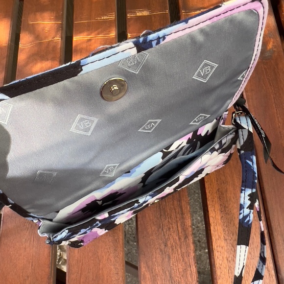 Vera Bradley RFID All in One Crossbody Bag Plum Pansies - Picture 5 of 13